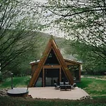 Matratea Elvonulohaz Chalet *