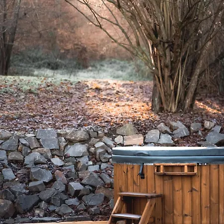 Matratea Elvonulohaz Parád